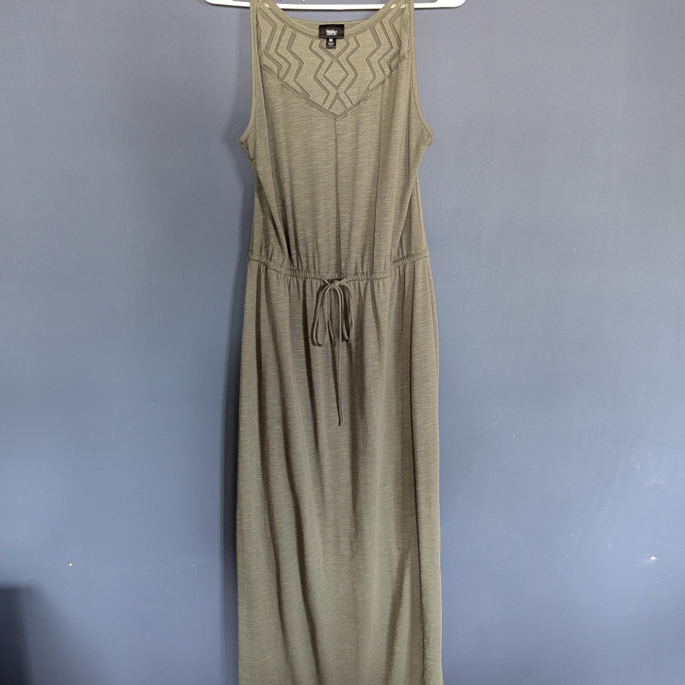Sleeveless Olive Green Maxi Dress